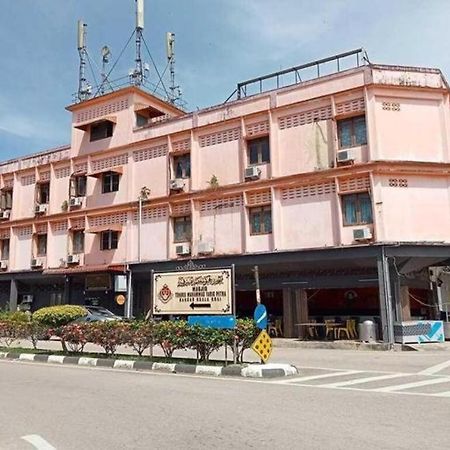 Spot On 89994 Rz Gold Hotel Kuala Kerai Luaran gambar